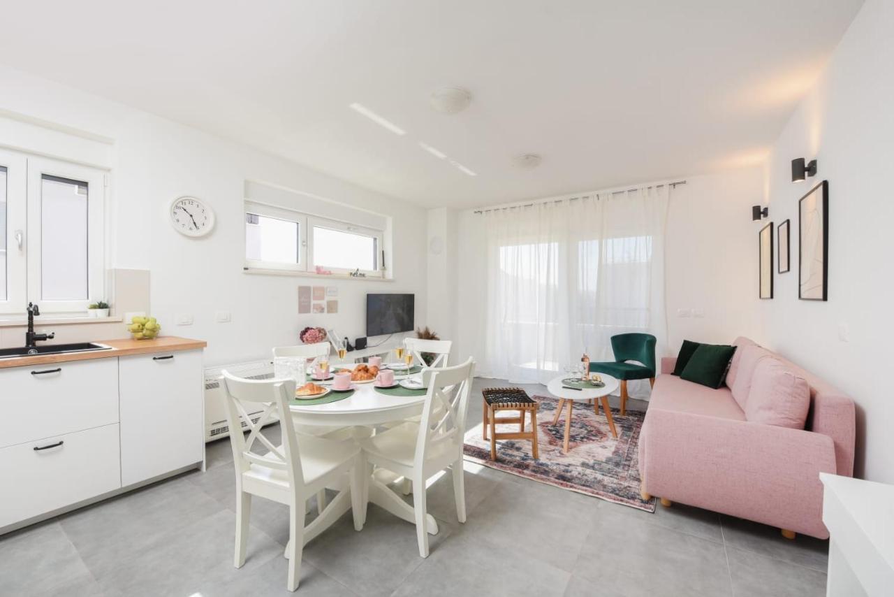 Novi Apartman Franka Apartment Zadar Exterior photo