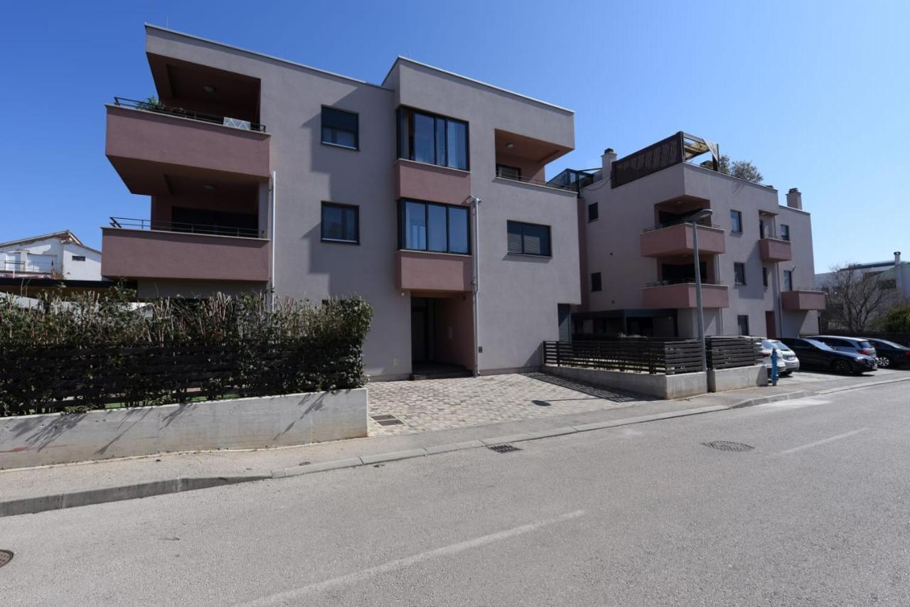 Novi Apartman Franka Apartment Zadar Exterior photo